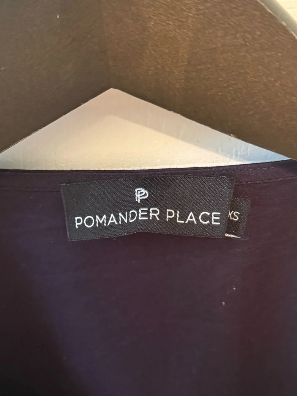 Tuckernuck Pomander Place Easton Blouse in Navy
